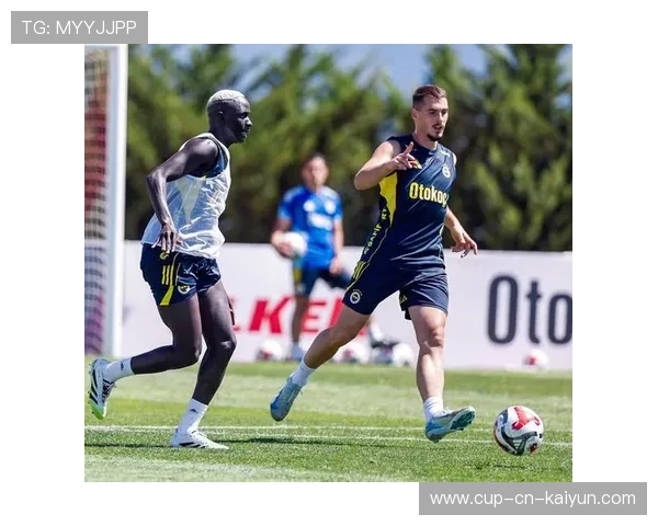 欧冠夜空星光闪耀,明星球员的足球盛宴,欧冠热门球星 欧冠夜空星光闪耀,明星球员的足球盛宴,欧冠热门球星